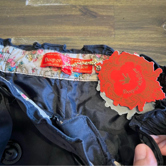 Deep or Shallow Black Skirt Skort Shorts Bow Tie Faux Button Whimsygoth Punk - Picture 4 of 13